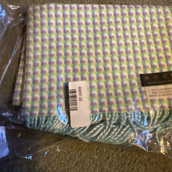 100% Lambswool Scarf - Warm for Winter "Moon" Blue/Green/Purple Check - Picture 7 of 7